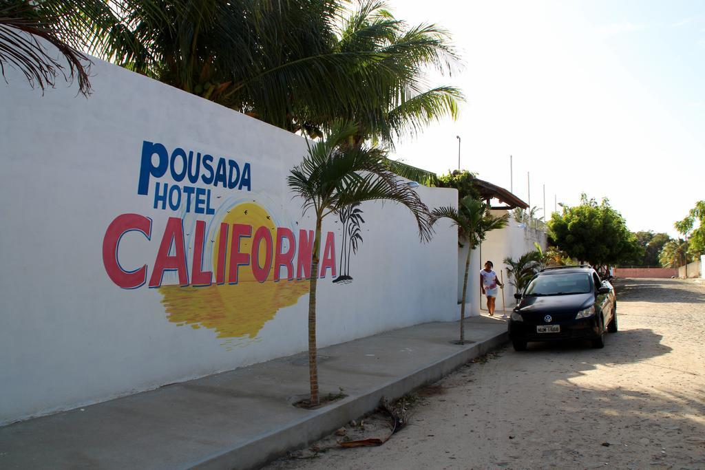 Pousada California Tia Lia Paracuru Eksteriør billede